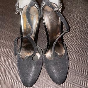 Size  10 Carlos Santana Heels